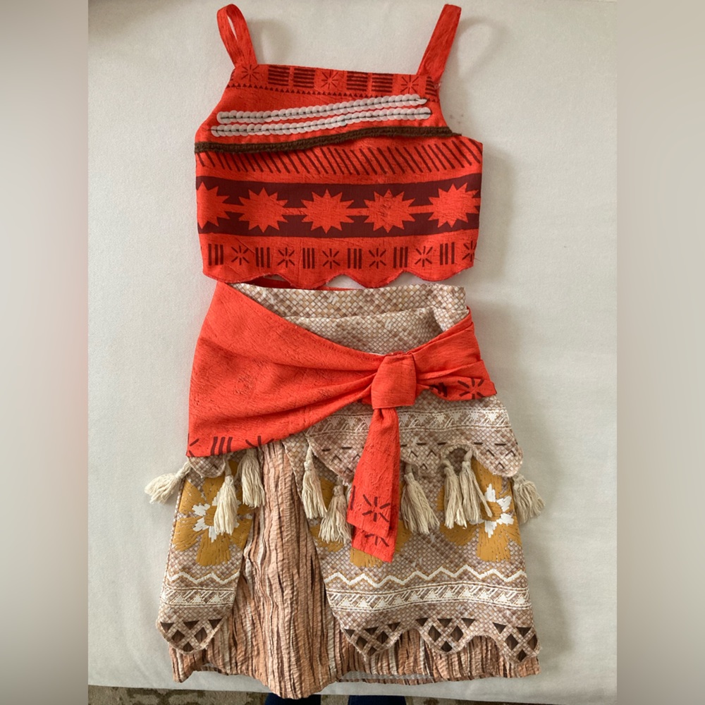 SOLD! NOT AVAILABLE. Moana Disney dress size 3t